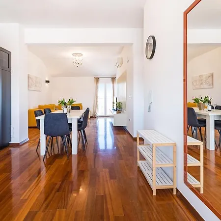 White Apartment *